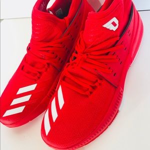 dame 3 red